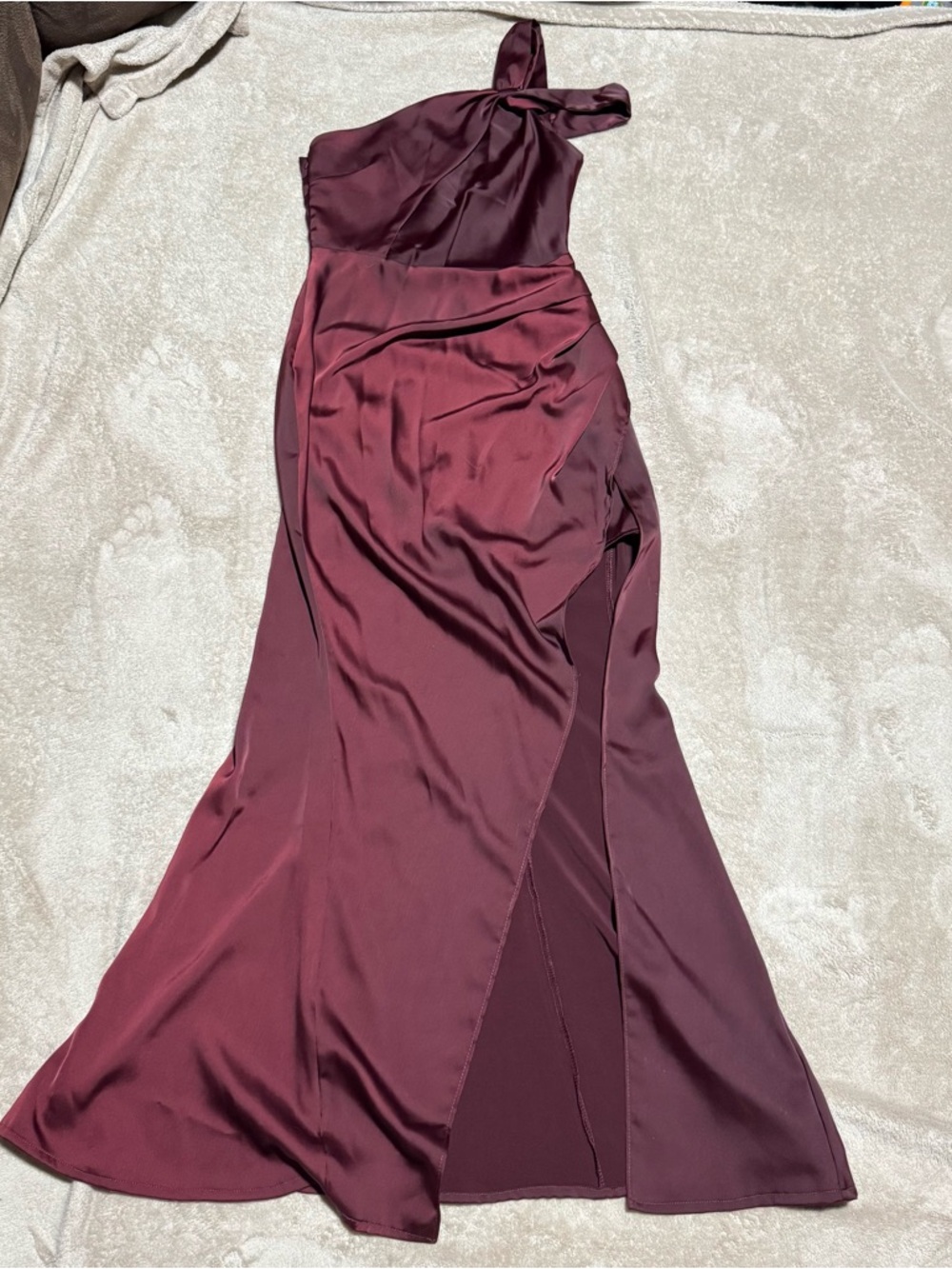 One-Shoulder Burgundy Satin Formal Dress